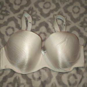 36D Lillyette lined white padded lined bra